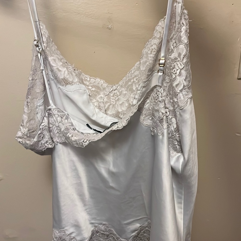 sleeping time silk tank top